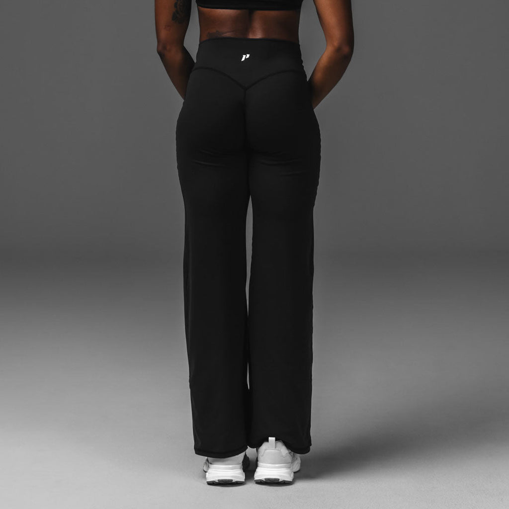 Studio Straight Leg Bottom
