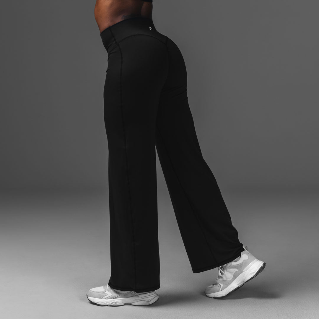 Studio Straight Leg Bottom